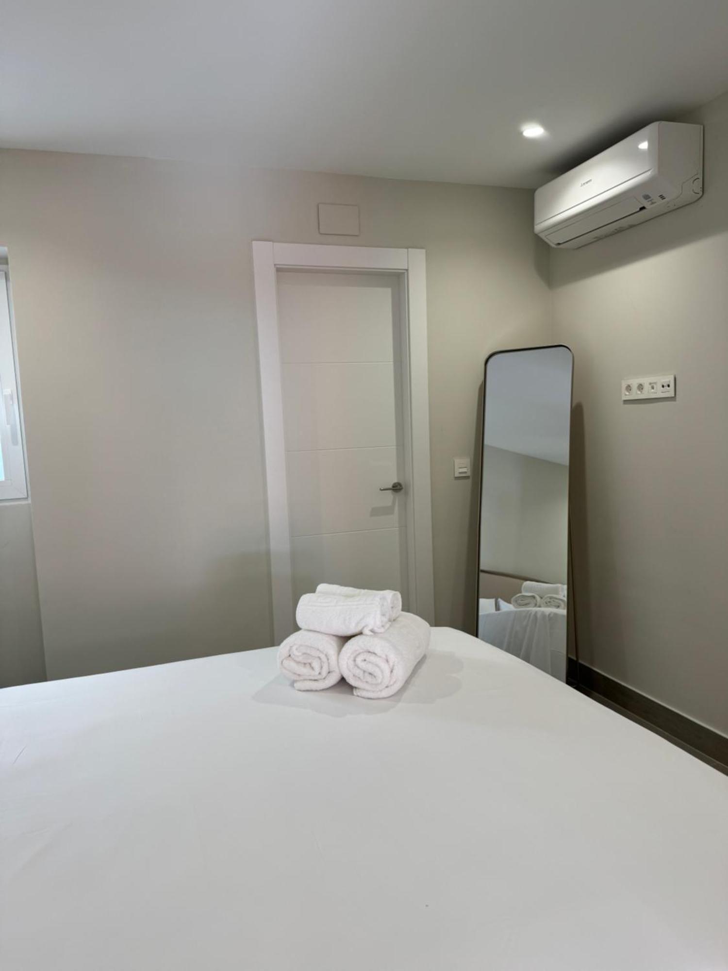 Navas 202 Elegant Suite Granada Buitenkant foto